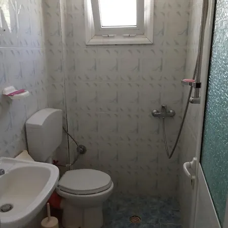 Roland Apartment Dhërmi